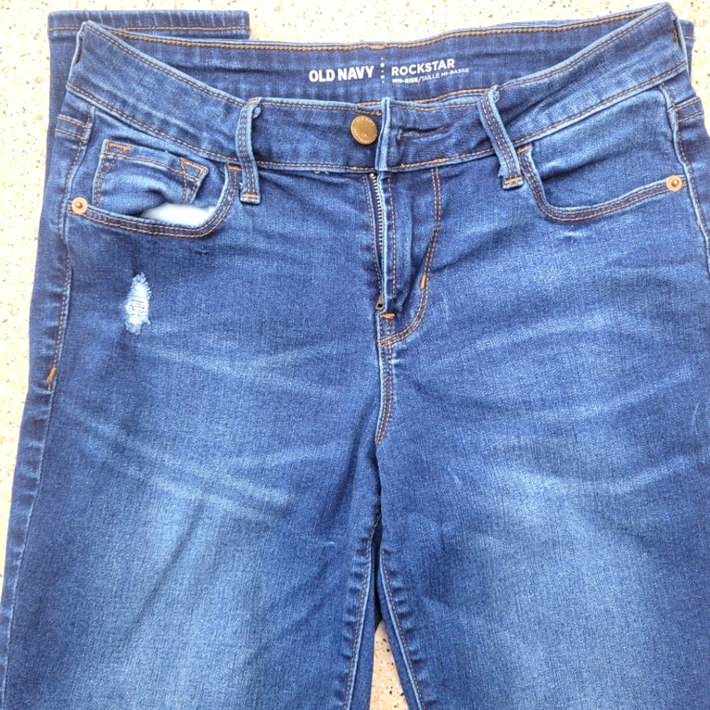 Old Navy rockstar jeans size 2
